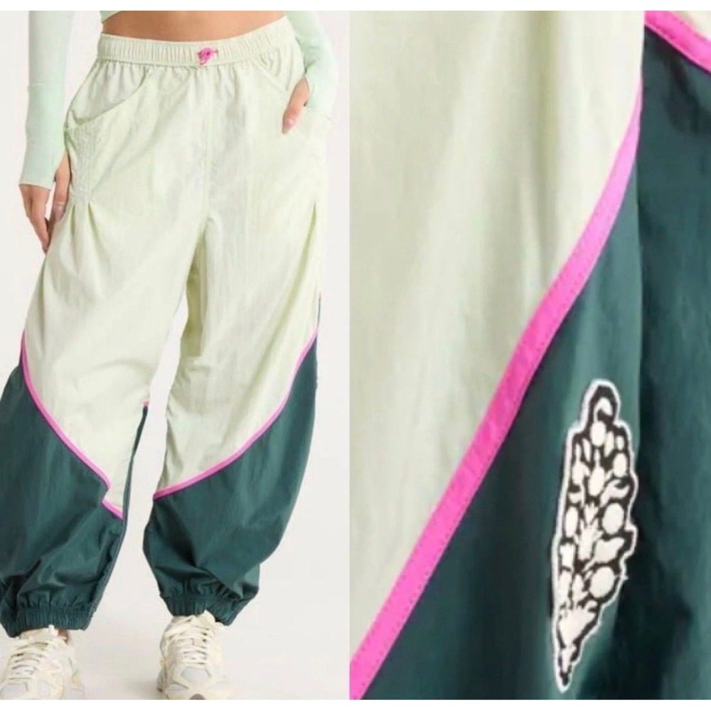 229. NWT Free People Movement Freeflow Pants